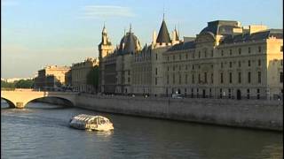 Les experts de la Police judiciaire