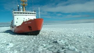 Titans des mers : Brise glace géant