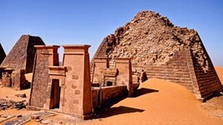 Les reines noires : Méroé, l’empire africain au bord du Nil