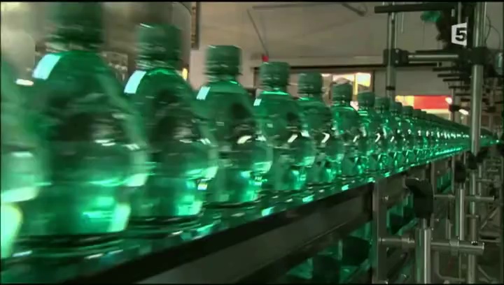 L'eau, un marché sous pression