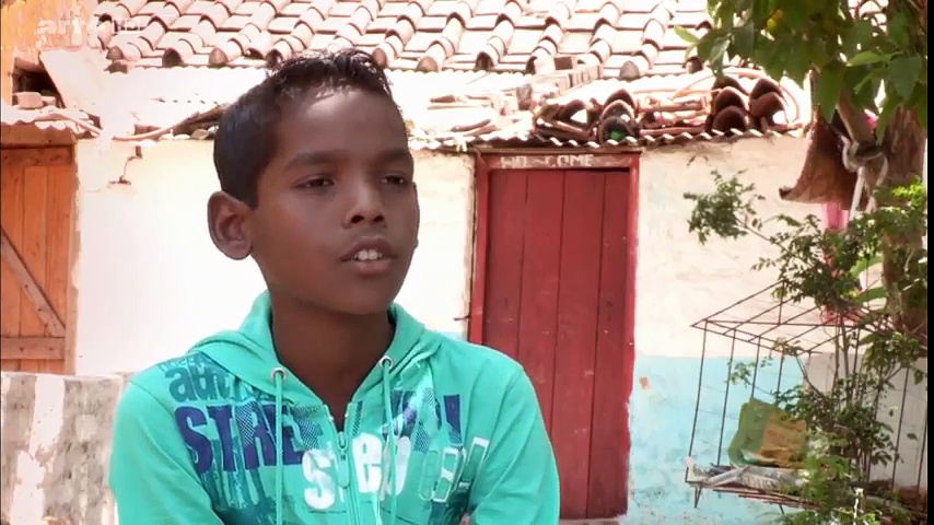 Documentaire En Inde, policier dès 6 ans