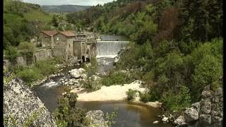 Documentaire C’est pas sorcier – Loire n°1 des sources à Orléans