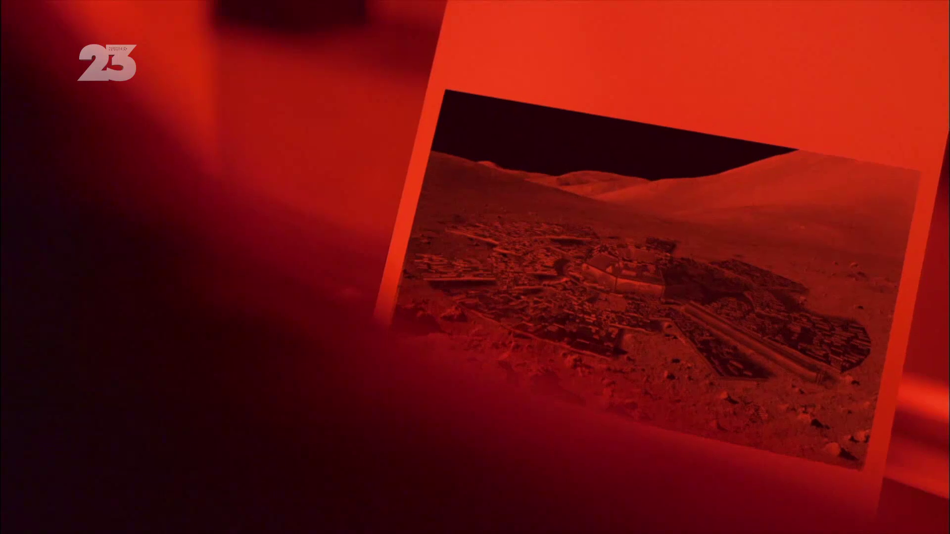 Hangar 1: les dossiers ovni - La face cachée de la lune