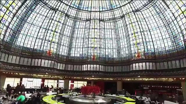 Le Paris des grands magasins
