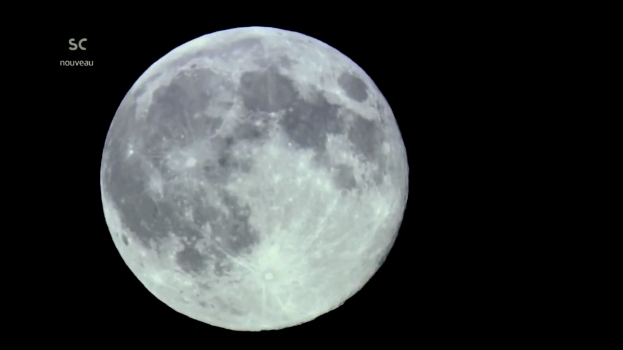 Les faces cachées de la lune