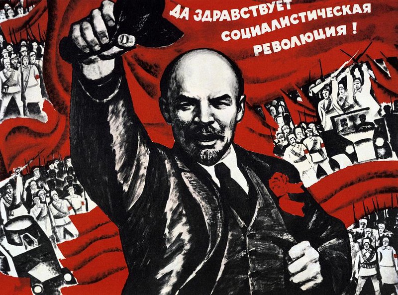 1917 : les révolutions russe