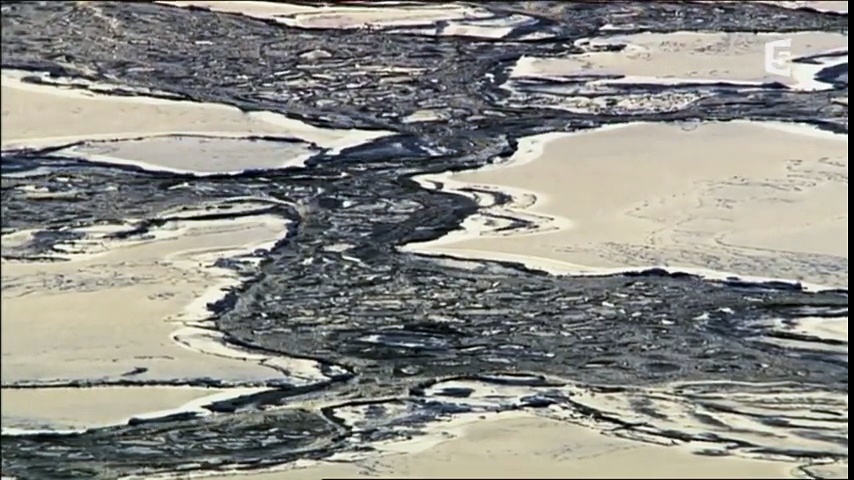 Documentaire Aux frontières du Canada – Une terre de glace