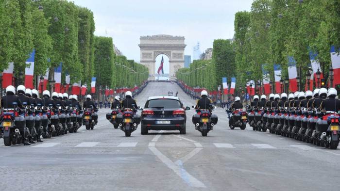 Elysée, la solitude du pouvoir