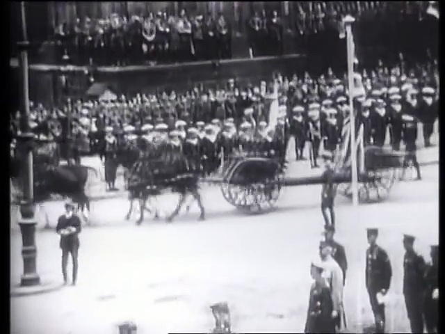 La grande guerre 1914-1918 - Une paix difficile (11/16)