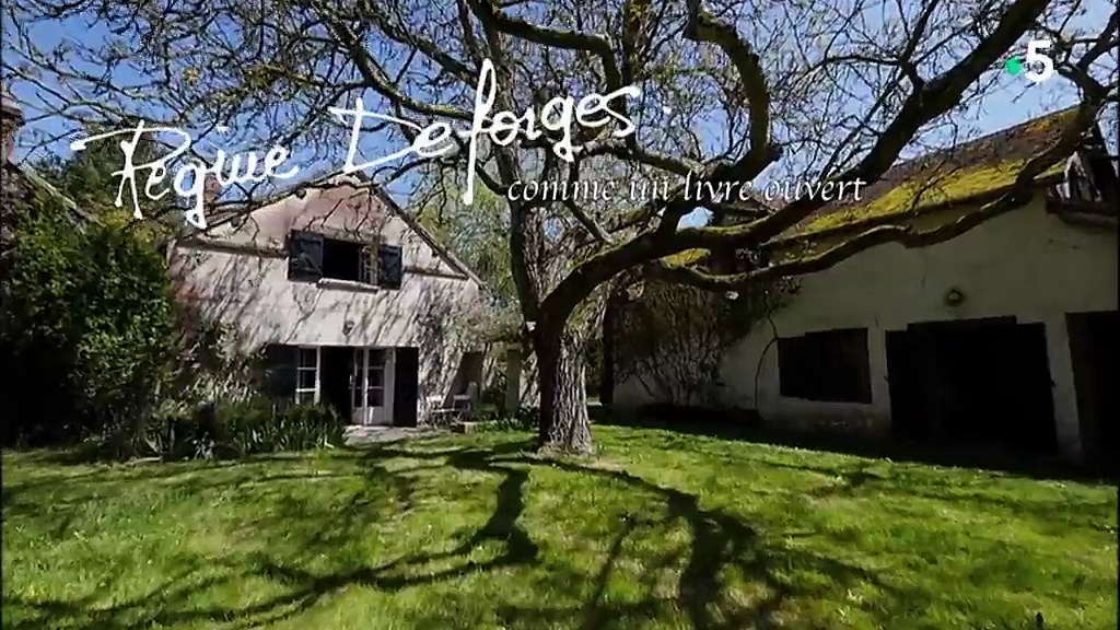 Une maison, un artiste – Régine Deforges, comme un livre ouvert