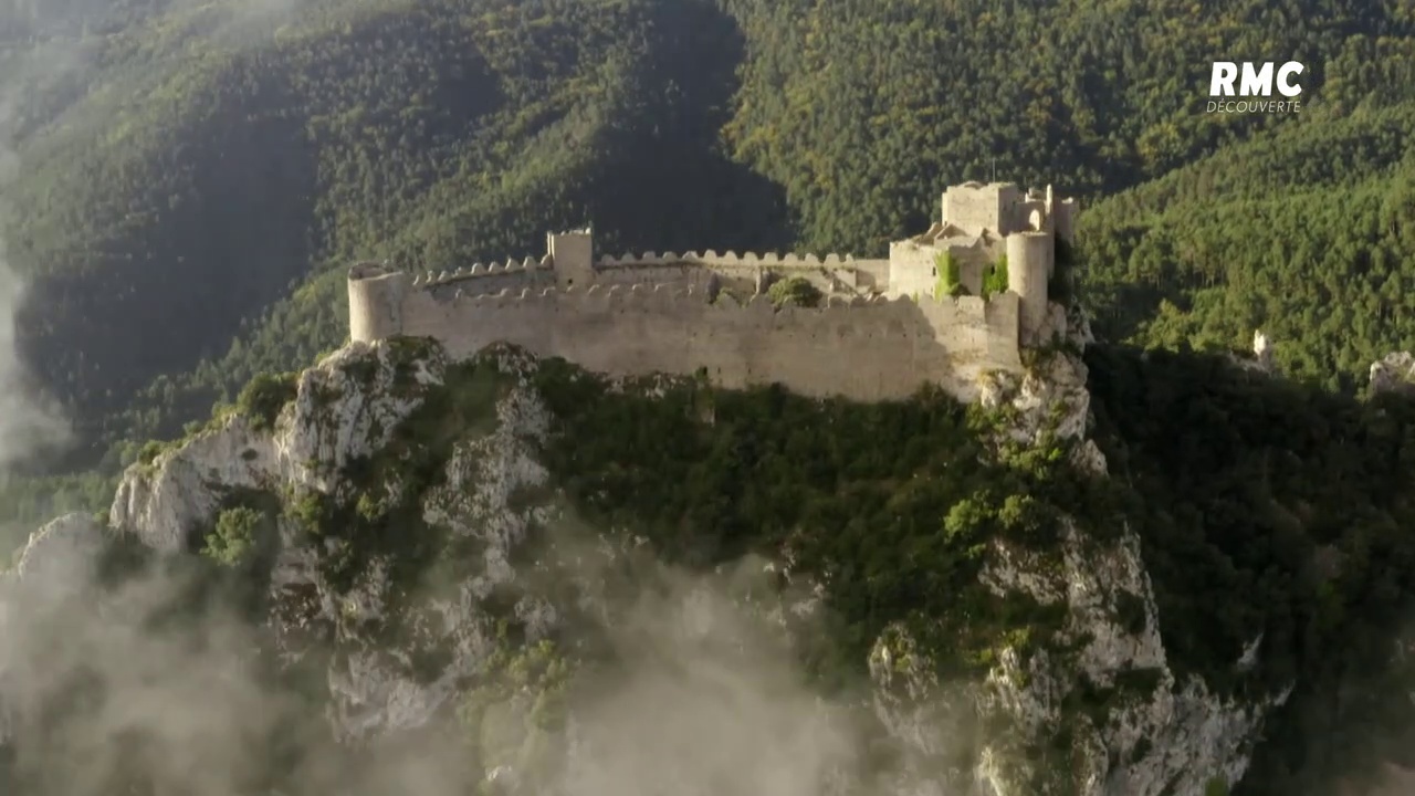 Documentaire La grande histoire des chateaux forts