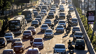 La moto-taxi, un business en pleine croissance