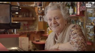 Documentaire A 97 ans, toujours derrière le comptoir