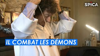 Il combats les démons !