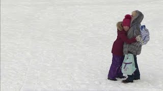 C’est un monde - Les gardes d’enfants