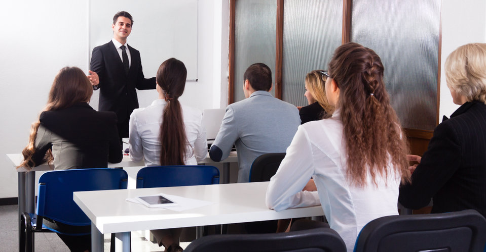 Linguistique : où et comment apprendre l’anglais professionnel ?