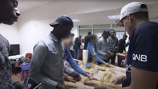 Documentaire Ils viennent en aide aux SDF et aux migrants