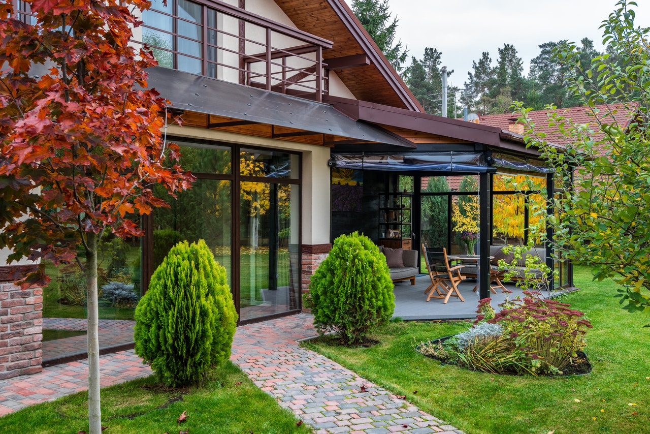 Comment sublimer son extérieur avec du béton imprimé ?
