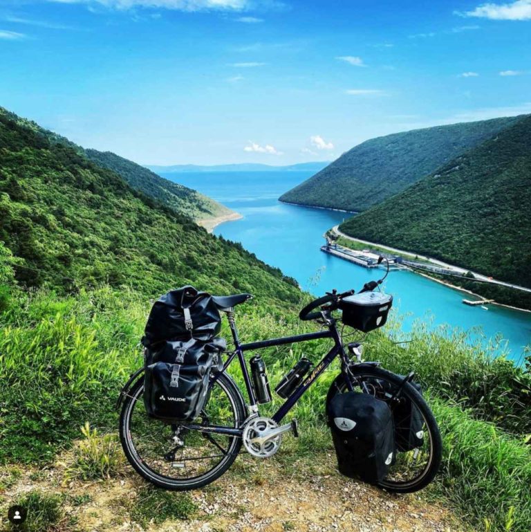 Article | Voyages à vélo, qu’en est-il du risque d’agressions et de vols ?