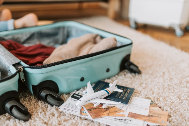 5 manières de nettoyer une valise en tissu