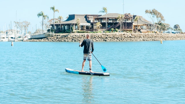 Comment transporter un paddle gonflable/vs rigide ?