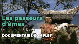 Le fascinant rite funéraire des Toraja