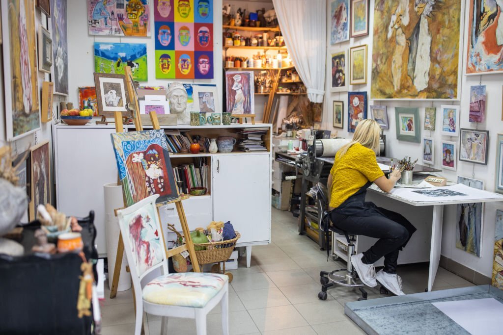 15 idées de décoration murale moderne qui donneront à votre salon un aspect incroyable !