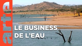 Main basse sur l'eau