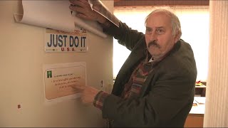 Ce papy dirige l’empire Cristaline