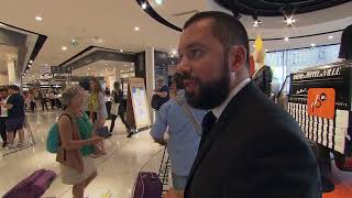 Le patron du BHV Marais nous fait visiter