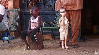 Mali : Yaya Coulibaly, marionnettiste et magicien