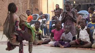 Documentaire Dans la cour des marionnettistes du Burkina