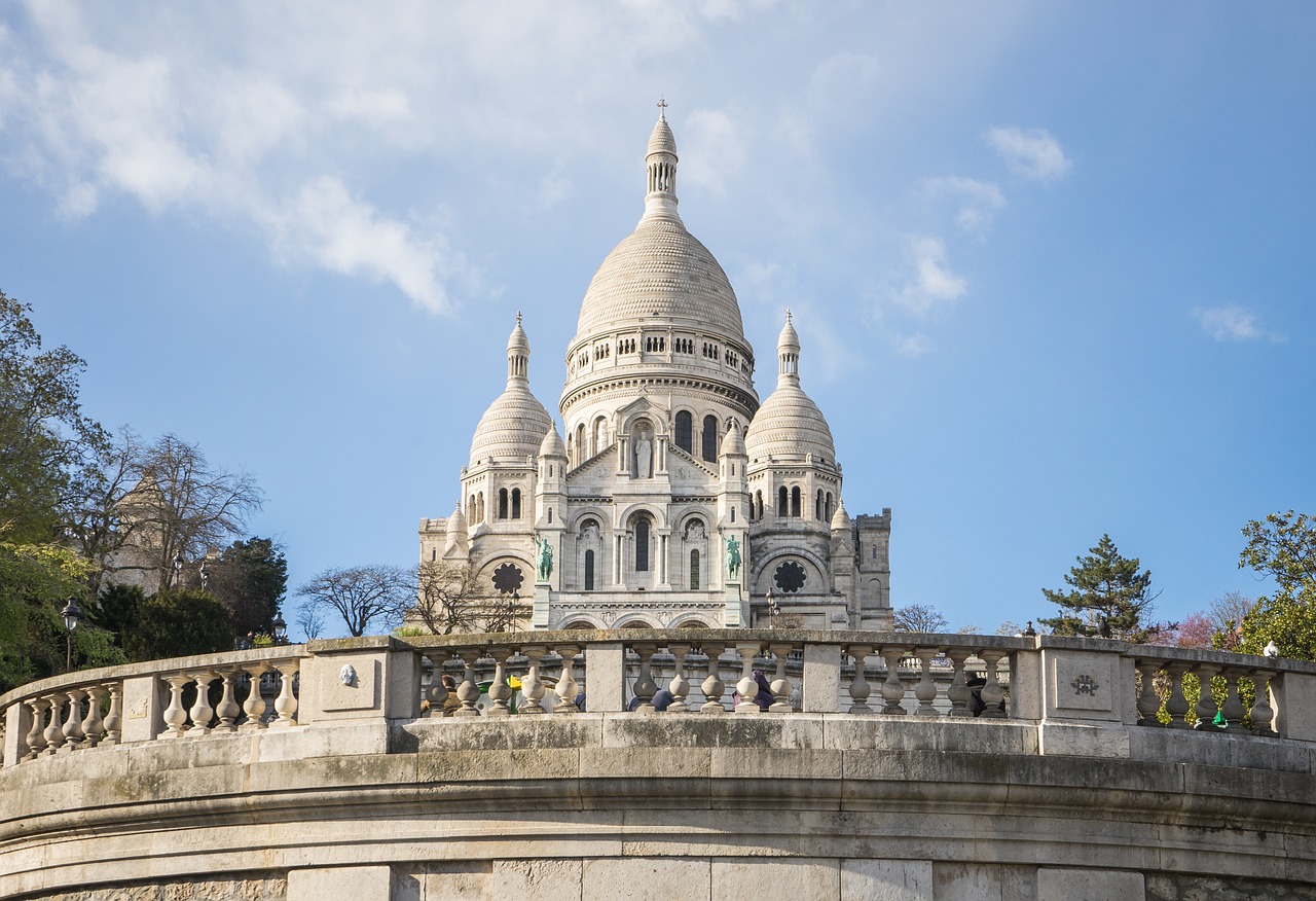 Paris, une ville aux mille visages : découvrez ses quartiers emblématiques