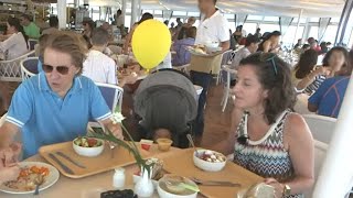 Voyage au cœur des îles grecques avec ce couple de Français