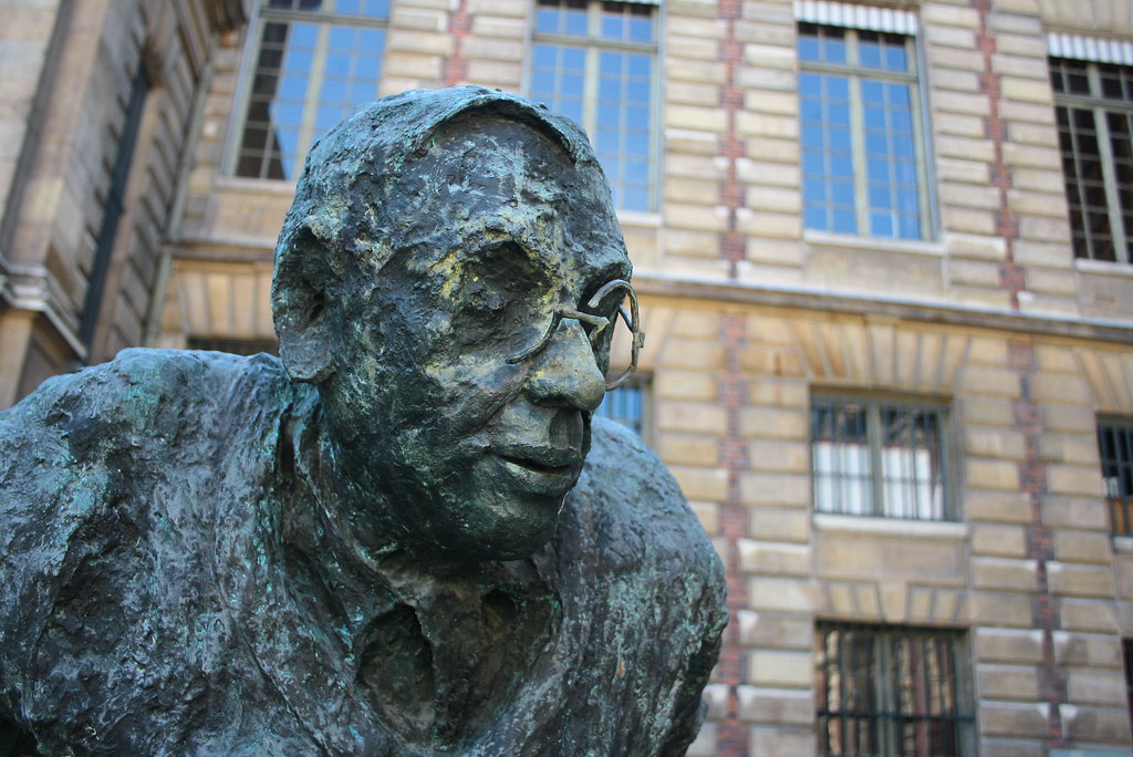 Jean-Paul Sartre : lumière du XXe siècle