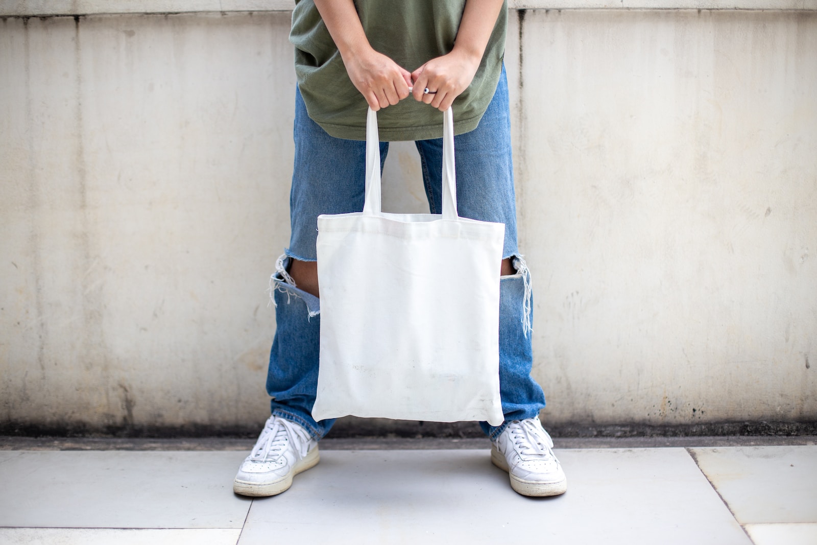 Le Tote Bag, l’accessoire éco-responsable de l’été