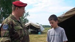 J’ai 13 ans et mon père m’envoie dans un camp militaire
