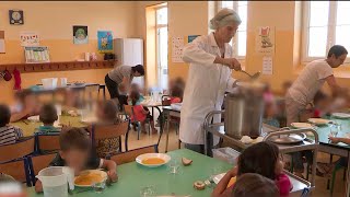 Quand nos enfants mangent à la cantine les déchets du marché