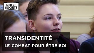 Devenir il ou elle - En quête d'une identité
