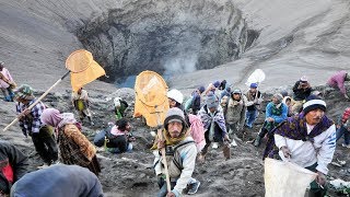 Java : le pèlerinage le plus risqué du monde