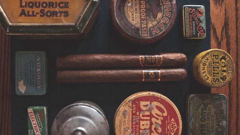 Article | Quels sont les accessoire indispensables à tout amateur de cigare ?