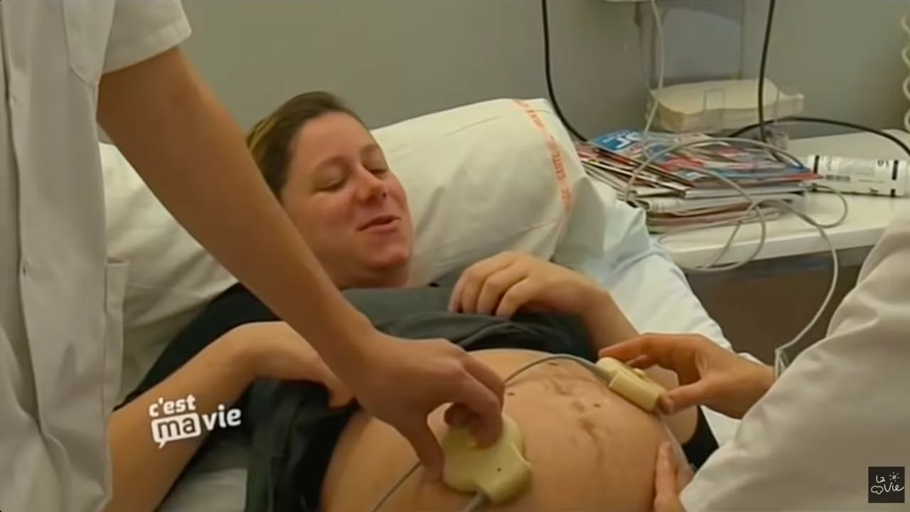 Documentaire Pour sa première grossesse, Anaïs est enceinte de triplés