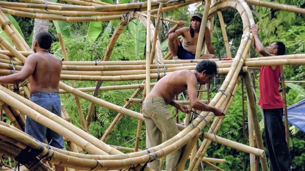 L’extraordinaire école en bambou de Bali