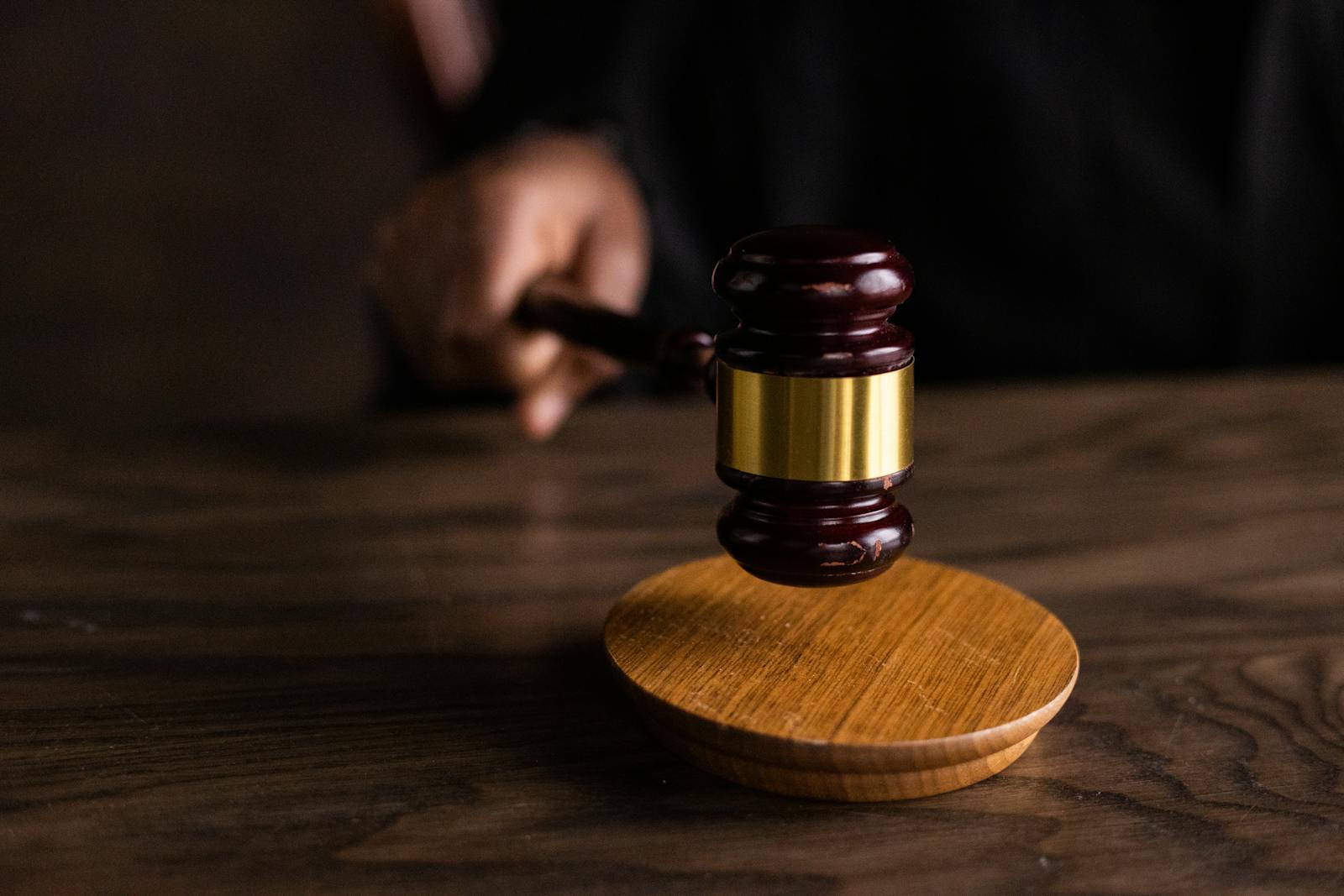 Pourquoi faire appel à un huissier de justice ?