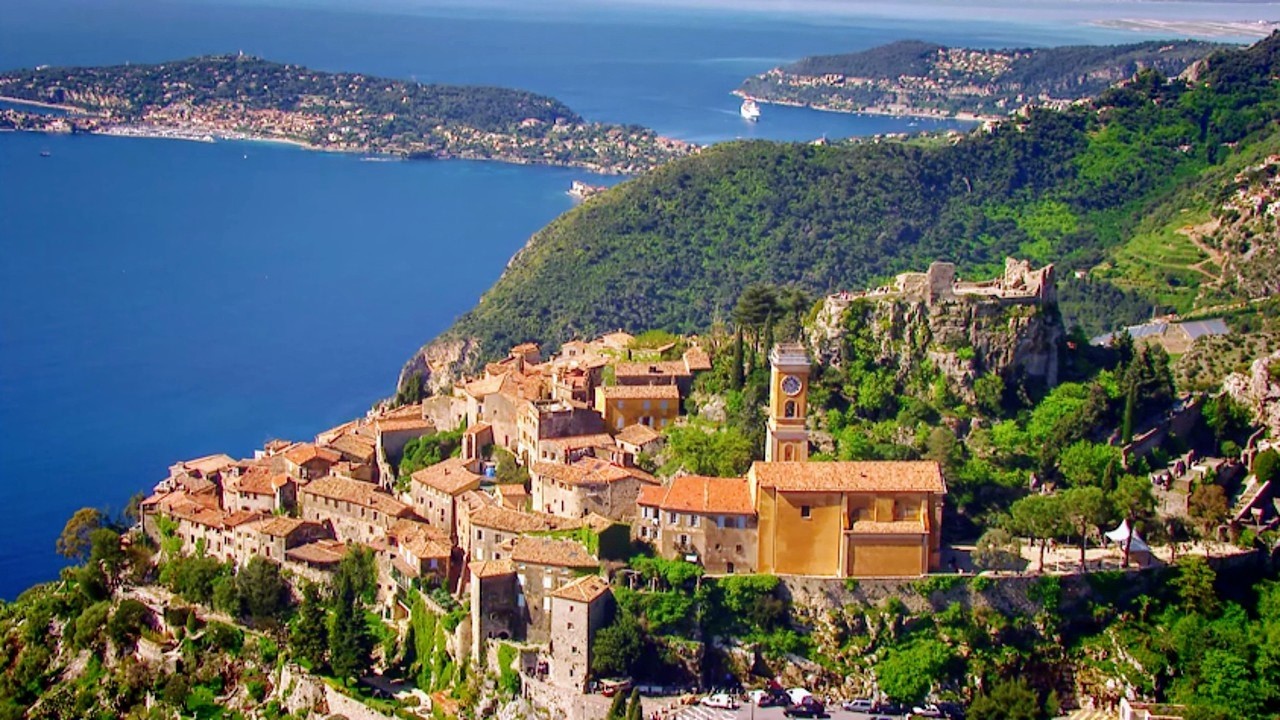 La Côte d’Azur, 450 km de luxe et de patrimoine
