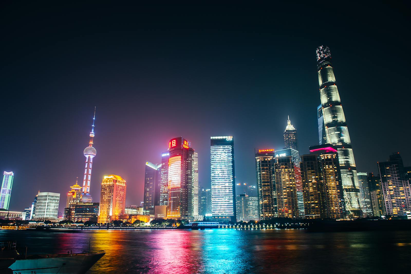 Le meilleur moment pour visiter Shanghai est le printemps ou l'automne, avec un climat agréable, des paysages magnifiques et de nombreux événements culturels.