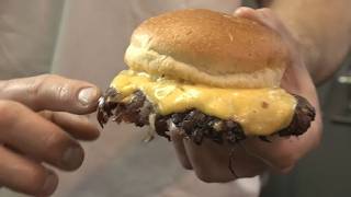 Burger, pizza, kebab : Street food à la sauce lyonnaise