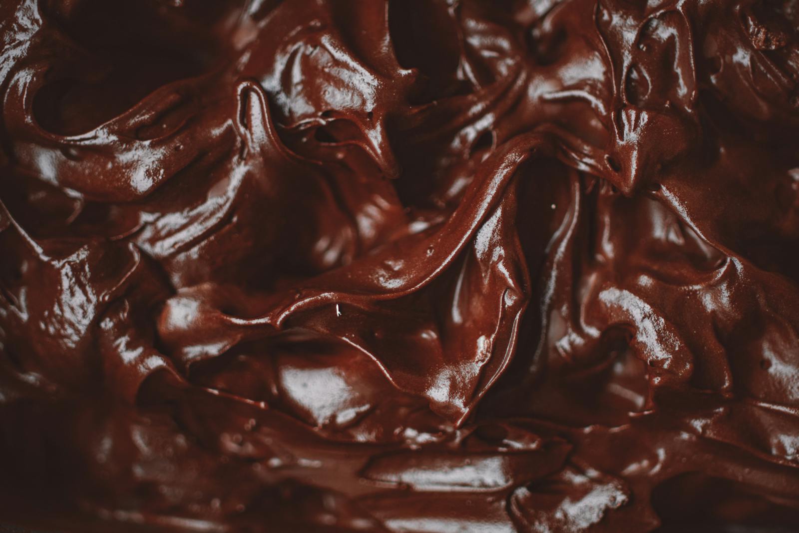 Ajouter du chocolat fondu est une astuce efficace.