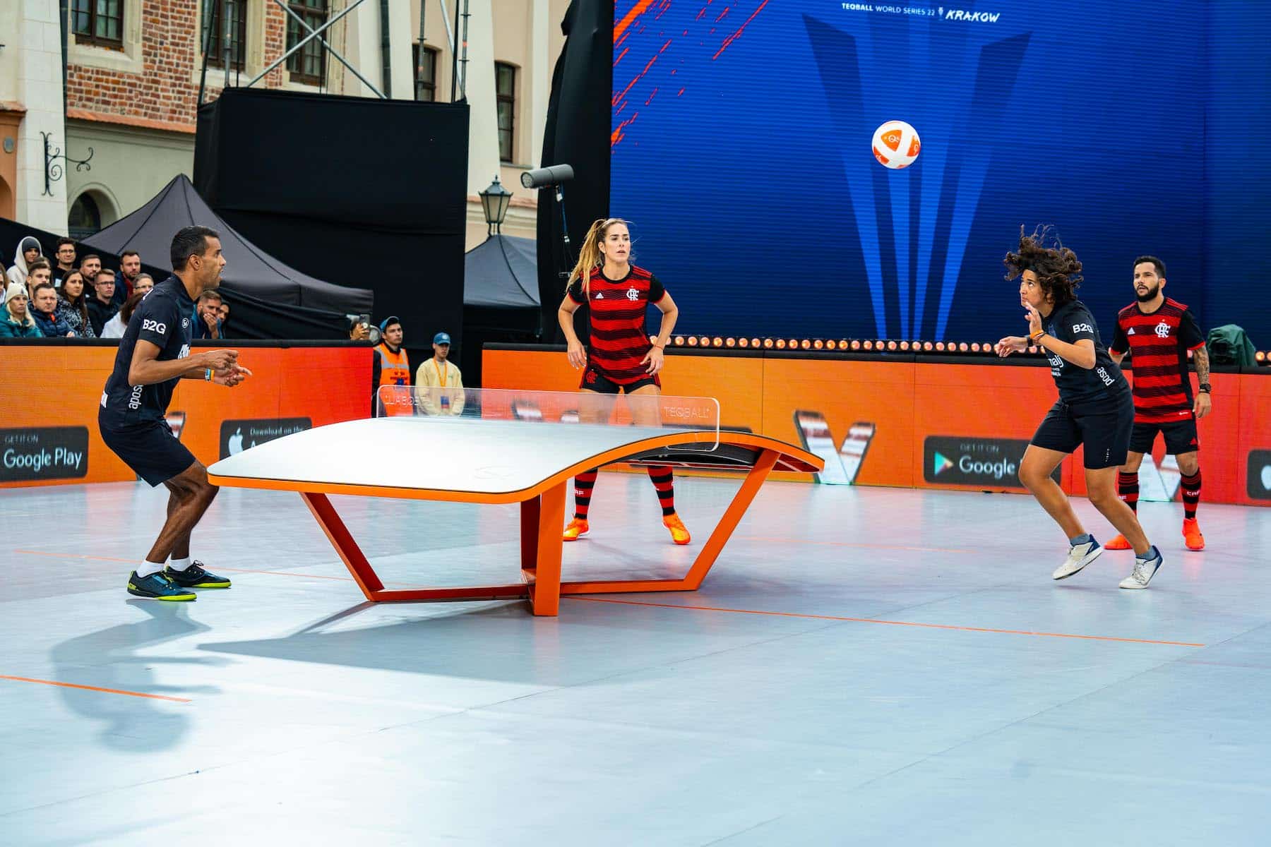 Au-delà du plaisir ludique qu'il procure, le teqball offre de nombreux avantages pour le corps et l'esprit.