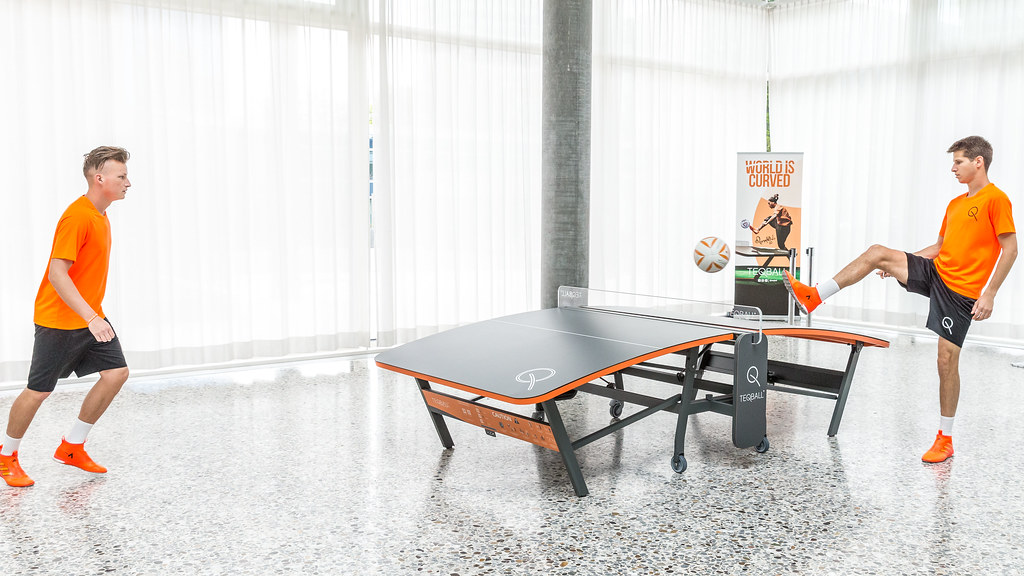 Le teqball : alliance surprenante du football et du tennis de table